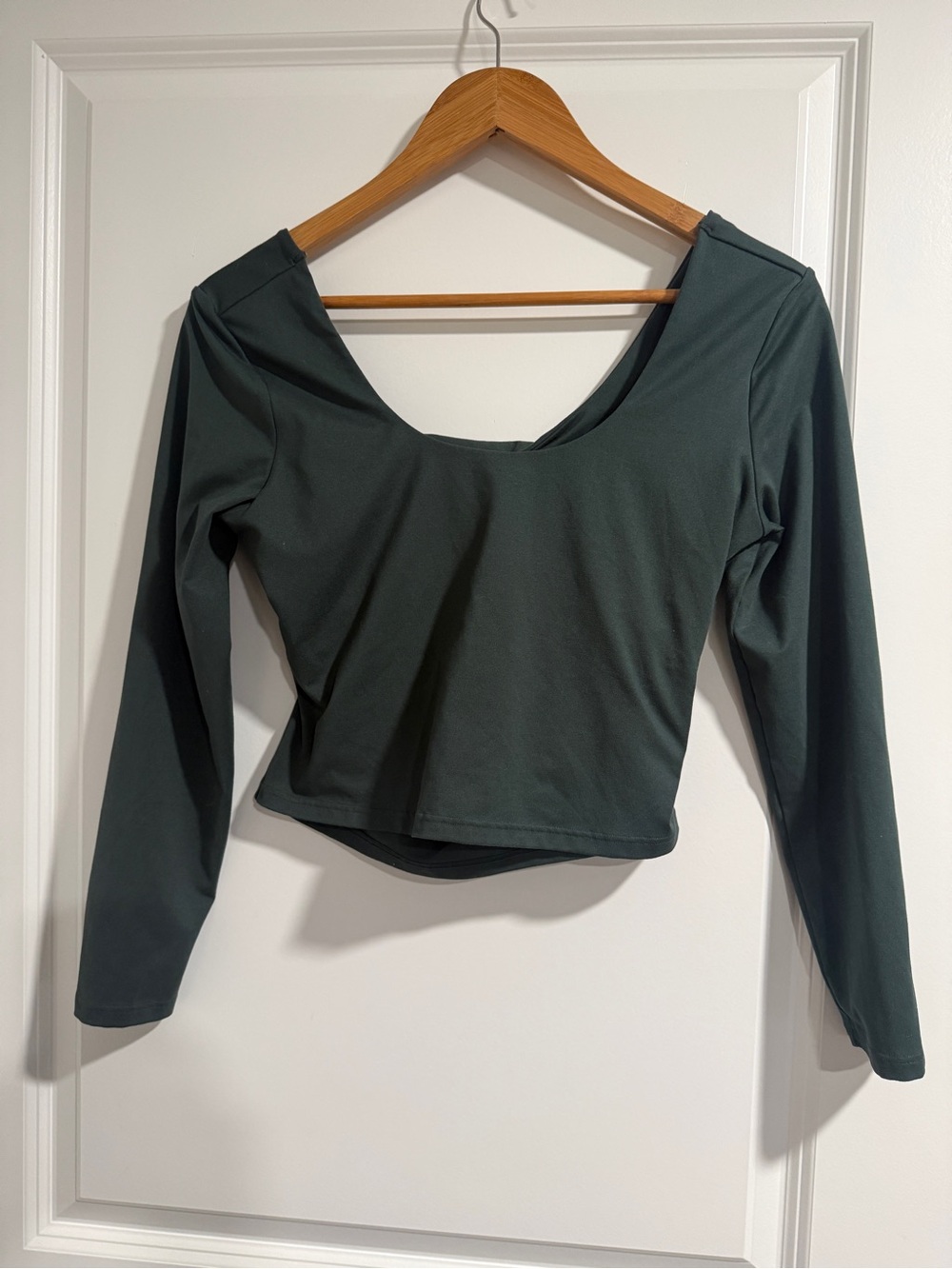 Long-Sleeve Fabletics Scoop Neck Crop Top - Dark Green